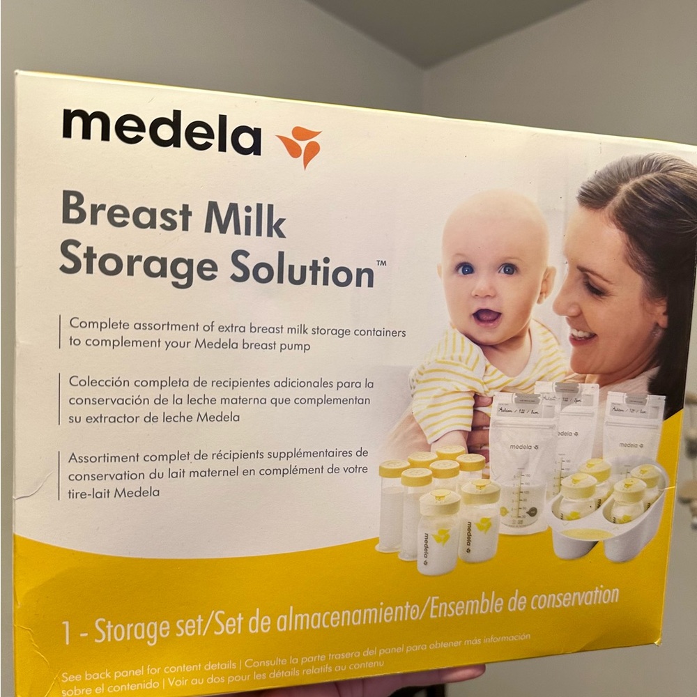 *Like New* Medela Breast Milk Storage Solution Set